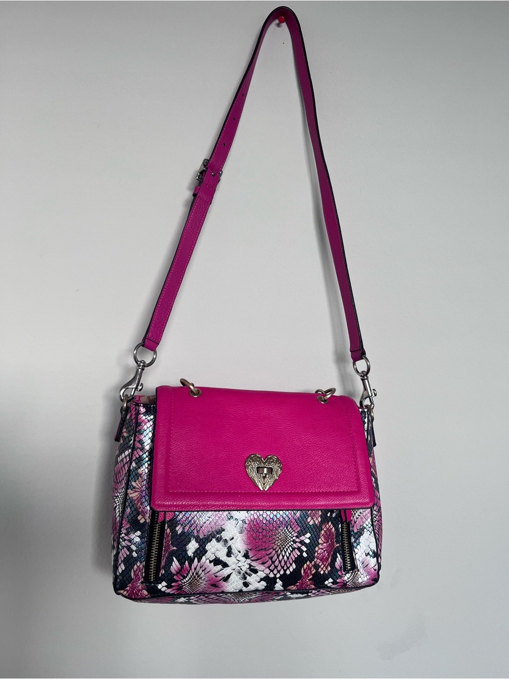 Betsy Johnson Iridescent Snakeskin Satchel - Picture 3 of 8